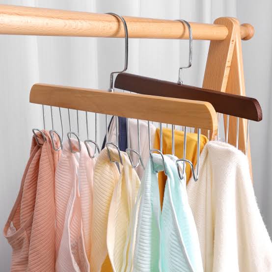 8 Hook Wooden Hanger – Wall Mounted Coat & Key Rack